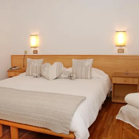 Albergo Centrale Santo Stefano Di Cadore Camera foto